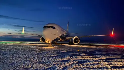 В норильском аэропорту Boeing выкатился за пределы взлётной полосы