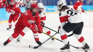Женская сборная по хоккею с красноярками в составе прекратила своё выступление на Олимпиаде