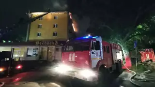 В Омске сгорела крыша жилого дома на площади 1 125 кв. метров