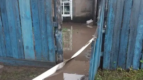 В Ужурском районе после ливня затопило дома