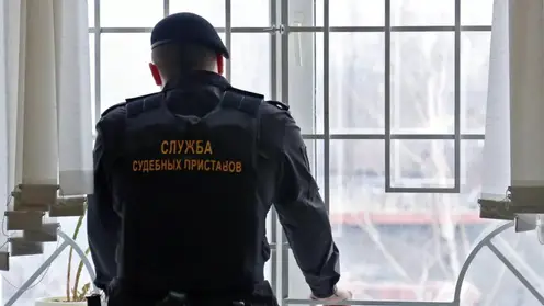 Жительница Минусинска оплатила штрафы для выезда в Казахстан