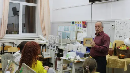 В Ачинске завершают реконструкцию детской художественной школы