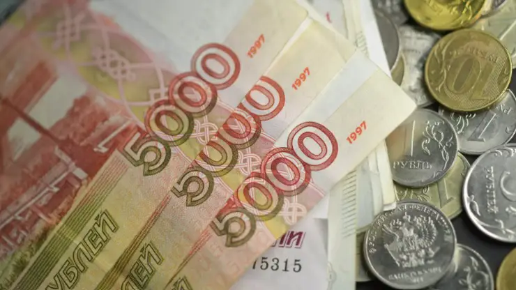 В Красноярском крае изменят размер платы за патент для иностранных граждан