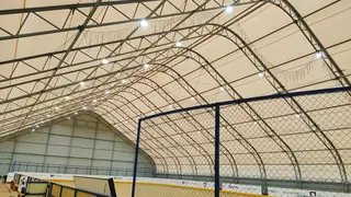 Богучанская ГЭС подарила хоккейному клубу систему освещения катка